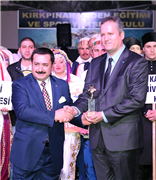 ÜNİVERSİTEMİZ HALK DANSLARI ŞENLİĞİ’NE EV SAHİPLİĞİ YAPTI