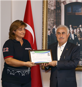 PEHLİVAN ELEKTRAK EKİBİNDEN VALİMİZE ZİYARET