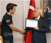 PEHLİVAN ELEKTRAK EKİBİNDEN VALİMİZE ZİYARET