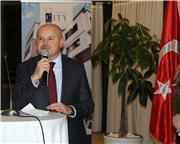 TRAKYA ÜNİVERSİTESİ REKTÖRÜ PROF. DR. ERHAN TABAKOĞLU, KOSOVA’DA TRAKYA ÜNİVERSİTESİ MEZUNLARIYLA BİR ARAYA GELDİ