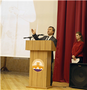 PROF.DR. MACHIEL KIEL ÜNİVERSİTEMİZİN KONUĞUYDU