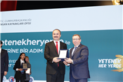 TRAKYA ÜNİVERSİTESİ EV SAHİPLİĞİNDE GERÇEKLEŞEN TRAKYA KARİYER FUARI, ON BİNLERCE ÖĞRENCİYİ KAMU VE ÖZEL SEKTÖRLE BİR ARAYA GETİRDİ
