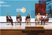 TRAKYA KARİYER FUARI, İKİNCİ GÜNÜNDE BÖLGE EKONOMİSİNE YÖN VEREN PANELLERE EV SAHİPLİĞİ YAPTI