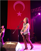 TRAKYA ÜNİVERSİTESİ, AİLESİNİN YENİ ÜYELERİNE BİRBİRİNDEN HARİKA KONSERLERLE ÜNİVERSİTEYE "MERHABA" DEDİ