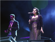 ŞENLİĞİN ÜÇÜNCÜ GÜNÜNDE GÖKSEL SAHNEDEYDİ