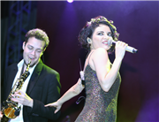 ŞENLİĞİN ÜÇÜNCÜ GÜNÜNDE GÖKSEL SAHNEDEYDİ