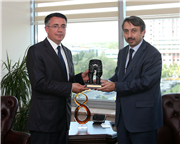 KIRCAALİ BELEDİYE BAŞKANI’NDAN REKTÖRÜMÜZE ZİYARET