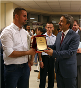 ÖZEL GEREKSİNİMLİ ÇOCUKLARA GALA YEMEĞİ VE UĞURLAMA