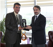 PROF.DR. FEVZİ AKINCI VE DR. ESSAM AL DENNA’DAN ZİYARET