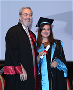 KONSERVATUVAR’DA MEZUNİYET SEVİNCİ