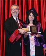 SAĞLIK BİLİMLERİ FAKÜLTESİ’NDE MEZUNİYET SEVİNCİ