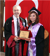 GÜZEL SANATLAR FAKÜLTESİ’NDE MEZUNİYET COŞKUSU