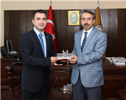GÜMÜLCİNE BAŞKONSOLOSU OSMAN İLHAN ŞENER’DEN REKTÖRÜMÜZE ZİYARET