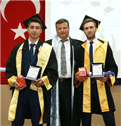 İKTİSADİ VE İDARİ BİLİMLER FAKÜLTESİ 2015 - 2016 EĞİTİM – ÖĞRETİM YILI MEZUNİYET TÖRENİ