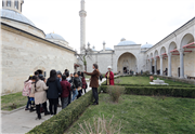 TRAKYA ÜNİVERSİTESİ, “GÖNÜL ELÇİLERİ ÇOCUK AKADEMİSİ” İLE UMUT OLMAYA DEVAM EDİYOR...