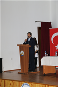 UZUNKÖPRÜ UYGULAMALI BİLİMLER YÜKSEKOKULUNDA GİRİŞİMCİLİK KONFERANSI DÜZENLENDİ