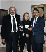 İLHAN KOMAN’IN “4 π” ESERİ RESİM VE HEYKEL MÜZESİNDE YERİNİ ALDI