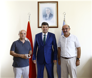 FEN FAKÜLTESİNDE DEVİR TESLİM TÖRENİ