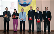 REKTÖRLERDEN “KRİZ SONRASI KÜRESEL SİSTEM ARAYIŞLARI: YÜKSELEN PİYASA BAKIŞ AÇISI” KONULU KONFERANS