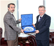 "TÜRKİYE'NİN ENERJİ DURUMU VE NÜKLEER ENERJİ" KONULU KONFERANS YAPILDI