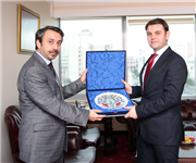 BÜYÜKELÇİ TUNCAY BABALI'DAN ÜNİVERSİTEMİZ REKTÖRÜ PROF. DR. YENER YÖRÜK'E ZİYARET