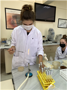 TRAKYA ÜNİVERSİTESİNDE TEMEL LABORATUVAR EĞİTİMİ GERÇEKLEŞTİRİLDİ