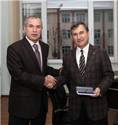 PROF. DR. AHMET GÜNŞEN EDEBİYAT FAKÜLTESİ'NE DEKAN VEKİLİ OLARAK ATANDI