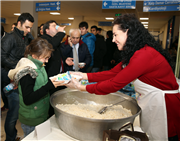 KERMESE BÜYÜK İLGİ