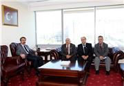 TÜRKİYE MUHARİP GAZİLER DERNEĞİ EDİRNE ŞUBESİ YÖNETİM KURULU ÜYELERİNDEN REKTÖR PROF. DR. YENER YÖRÜK’E ZİYARET