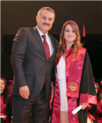 TRAKYA ÜNİVERSİTESİ TIP FAKÜLTESİ YENİ HEKİMLERİNİ MEZUN ETTİ