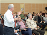 ÜNİVERSİTEMİZDE SOSYAL GÜVENİLİR/HESAP VEREBİLİR TIP EĞİTİMİ KONFERANSI GERÇEKLEŞTİ