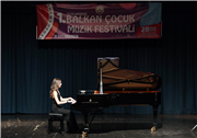 TRAKYA ÜNİVERSİTESİNDE SAHNE ÇOCUKLARIN…