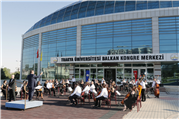 TRAKYA ÜNİVERSİTESİ BALKAN SENFONİ ORKESTRASI, ZAFER COŞKUSUNU NOTALARLA YAŞATTI