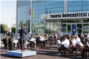TRAKYA ÜNİVERSİTESİ BALKAN SENFONİ ORKESTRASI, ZAFER COŞKUSUNU NOTALARLA YAŞATTI