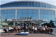 TRAKYA ÜNİVERSİTESİ BALKAN SENFONİ ORKESTRASI, ZAFER COŞKUSUNU NOTALARLA YAŞATTI