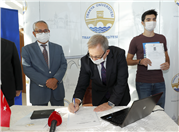 TRAKYA ÜNİVERSİTESİNDE 2020-2021 EĞİTİM-ÖĞRETİM YILININ İLK KAYDINI REKTÖR PROF. DR. ERHAN TABAKOĞLU YAPTI
