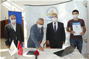 TRAKYA ÜNİVERSİTESİNDE 2020-2021 EĞİTİM-ÖĞRETİM YILININ İLK KAYDINI REKTÖR PROF. DR. ERHAN TABAKOĞLU YAPTI