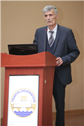 ÜNİVERSİTEMİZDE “GİDEN GELMİYOR, ACEP NEDENDİR? YEMEN” KONFERANSI GERÇEKLEŞTİRİLDİ