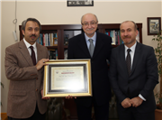 PROFESÖRLÜK BELGELERİNİN DAĞITIMI TAMAMLANDI