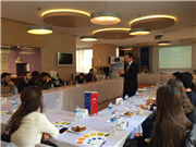 ERASMUS PLUS İLE DAHA İYİ BİR GELECEK İÇİN DAHA İYİ FIRSATLAR SÖYLEŞİSİ