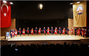 “KADINLIK BİZDE KALSIN” TİYATRO GÖSTERİSİ BÜYÜK İLGİ GÖRDÜ