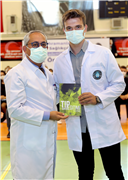 HEKİM ADAYLARI BEYAZ ÖNLÜKLERİNİ GİYDİ