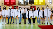 HEKİM ADAYLARI BEYAZ ÖNLÜKLERİNİ GİYDİ