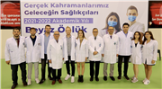 HEKİM ADAYLARI BEYAZ ÖNLÜKLERİNİ GİYDİ