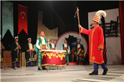 TRAKYA ÜNİVERSİTESİ BALKAN MÜZİK VE GÖSTERİ SANATLARI TOPLULUĞU KARADAĞ’DA SAHNE ALDI