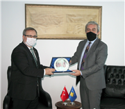 KOSOVA BÖLGESEL KALKINMA BAKANI ENİS KERVAN, TRAKYA ÜNİVERSİTESİ REKTÖRÜ PROF. DR. ERHAN TABAKOĞLU VE BERABERİNDEKİ HEYETLE BİR ARAYA GELDİ
