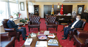 EDİRNE GENÇLİK VE SPOR İL MÜDÜRÜ SELİM AK, REKTÖR PROF. DR. ERHAN TABAKOĞLU’NU ZİYARET ETTİ