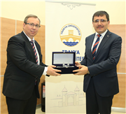 TÜBİTAK FIRSATLARI ÜNİVERSİTEMİZDE ANLATILDI