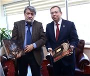 BULGARİSTAN KÜLTÜR BAKANI VEZHDİ RASHİDOV, ULUSAL SANAT AKADEMİSİ REKTÖRÜ PROF. NİKOLAY DRACHEV VE BERABERLERİNDEKİ HEYETTEN REKTÖRÜMÜZE ZİYARET