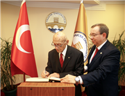 YRD. DOÇ. DR. RATİP KAZANCIGİL’DEN REKTÖRÜMÜZE ZİYARET